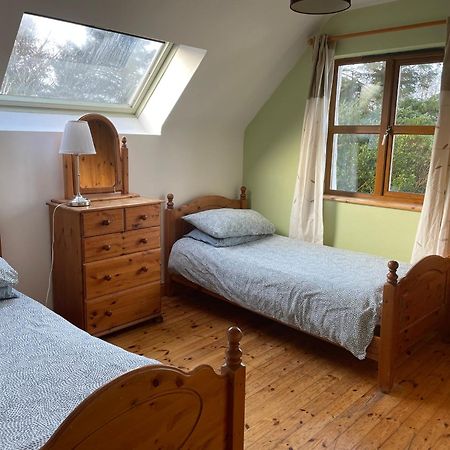 Letterfrack Mountain Farm Cottage On Farm In Village Centre Ngoại thất bức ảnh