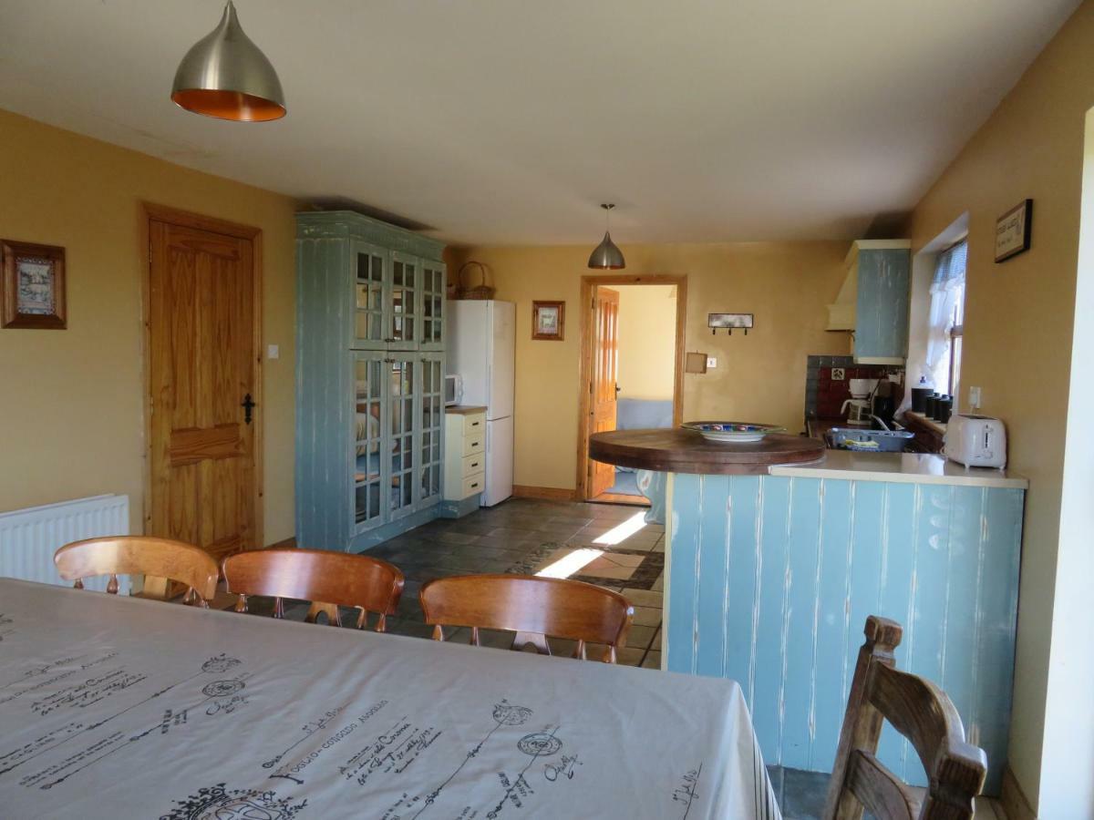 Letterfrack Mountain Farm Cottage On Farm In Village Centre Ngoại thất bức ảnh